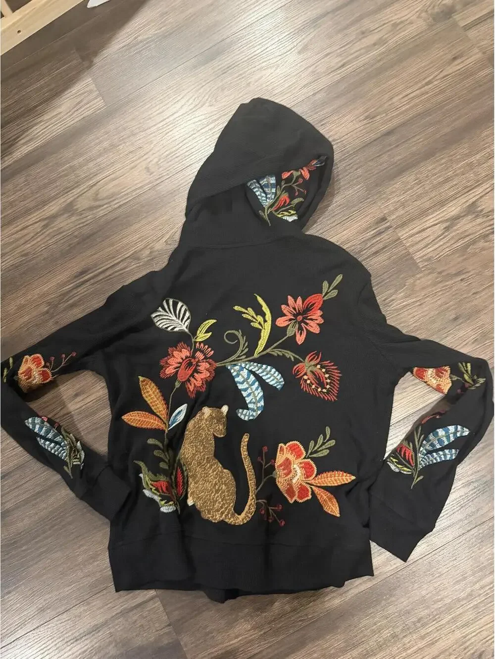 NWOT Johnny Was ISABELLA embroidered ZIP UP THERMAL HOODIE M - Picture 4 of 5